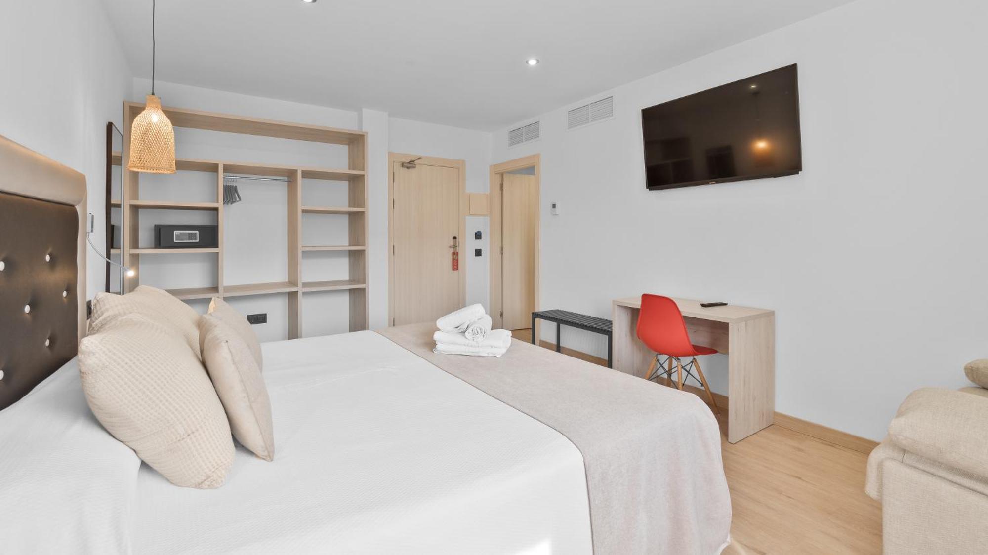 Costa Brava Hotel 3*